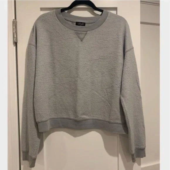 Soft Gray Topshop Fuzzy Crewneck Sweatshirt [Size 6] - Picture 1 of 3